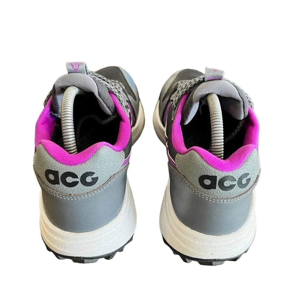 Nike ACG Lowcate Size 9